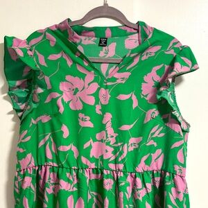 SHEIN Curve Green and Pink Patterned Top